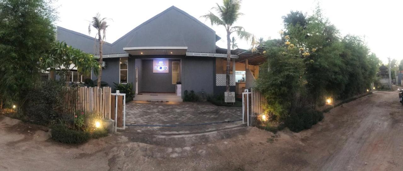 The Packerbox Hostel Batununggul Exterior foto